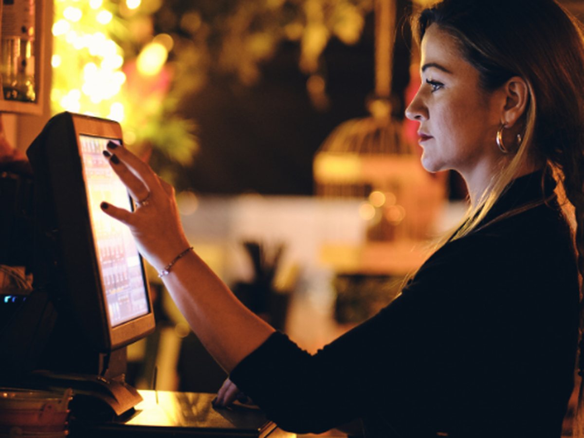 Akşam servisinde POS ekranı kullanılıyor
